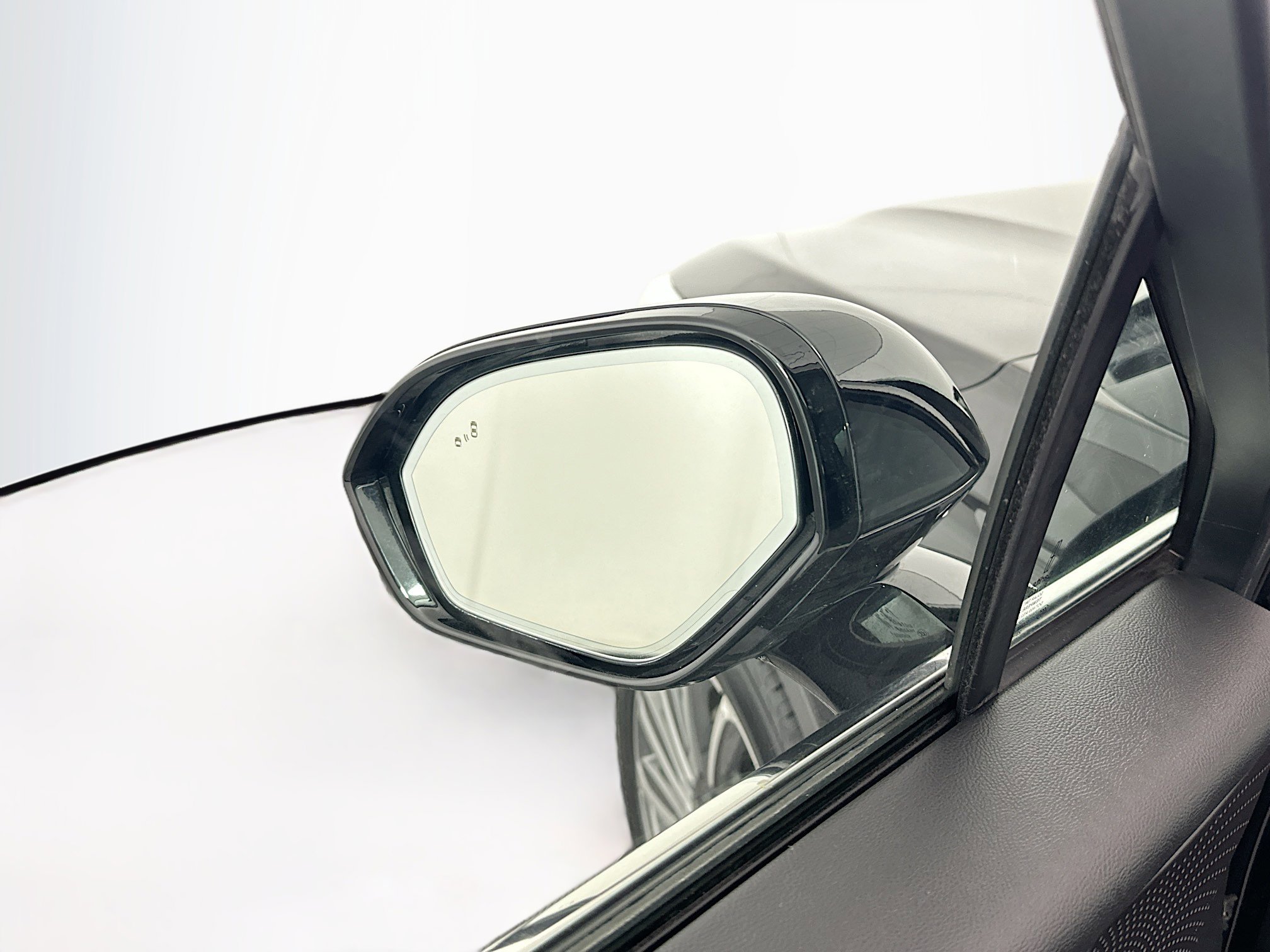 Used 2024 Lincoln Corsair Reserve w/ Equipment Group 201A image 16