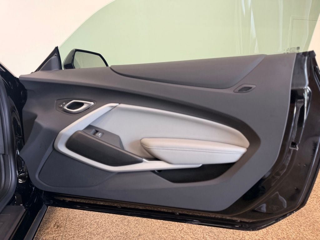 Used 2023 Chevrolet Camaro SS RWD image 16