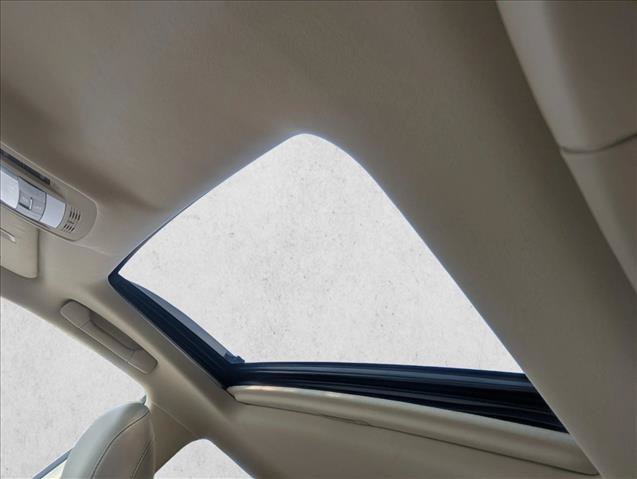 Used 2015 Lexus RX 450h AWD image 16