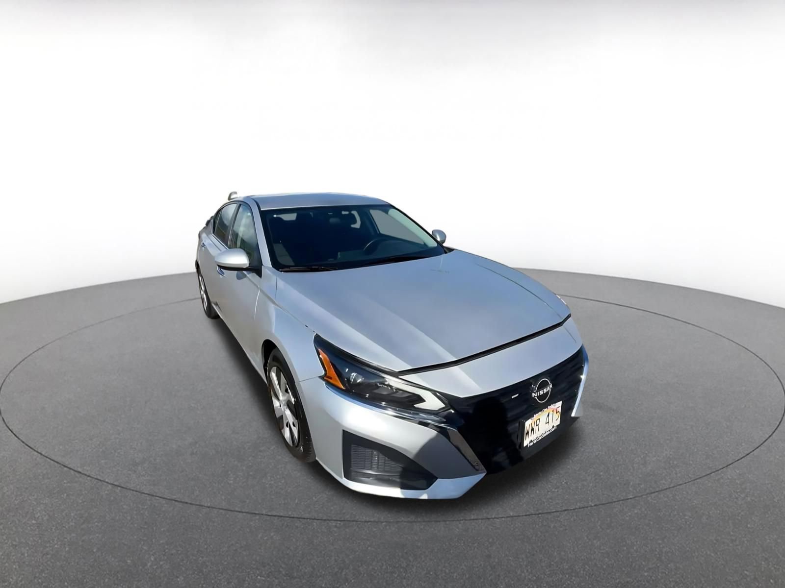 Used 2023 Nissan Altima 2.5 S FWD image 3