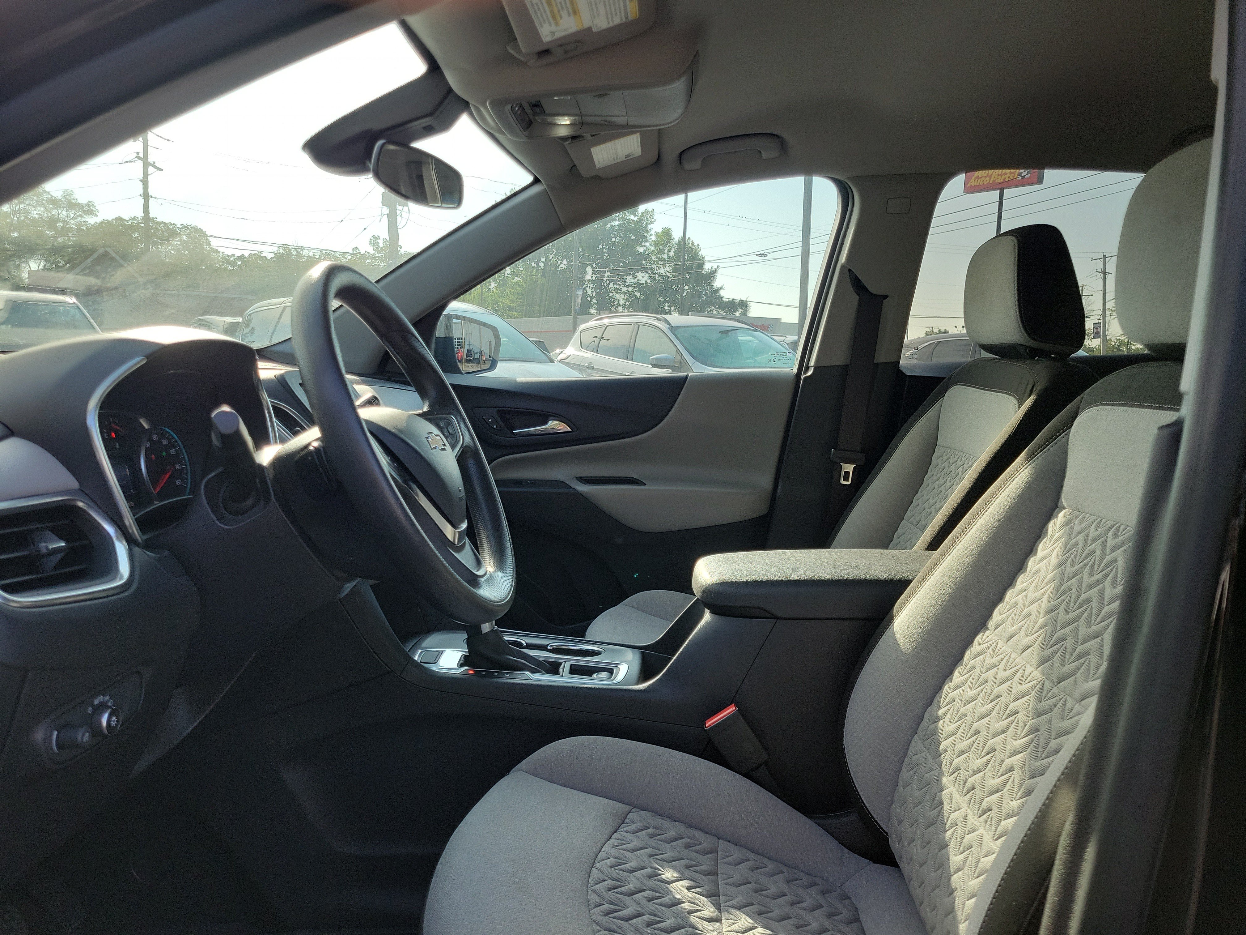 Used 2024 Chevrolet Equinox LS w/ LS Convenience Package AWD/4WD image 15
