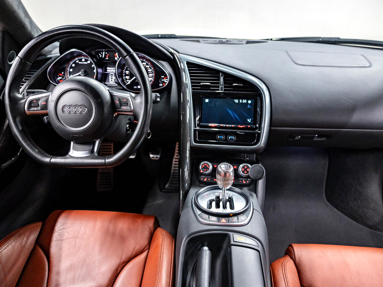 Used 2009 Audi R8 V10 image 5