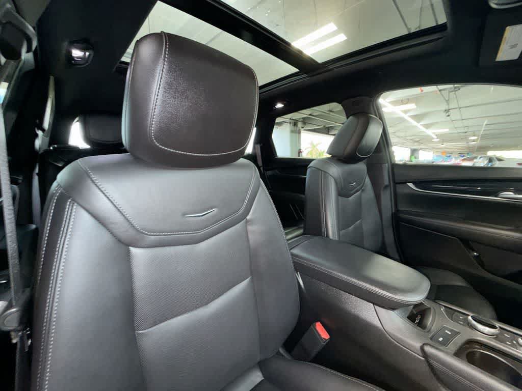 Used 2024 Cadillac XT5 Premium Luxury AWD/4WD image 27