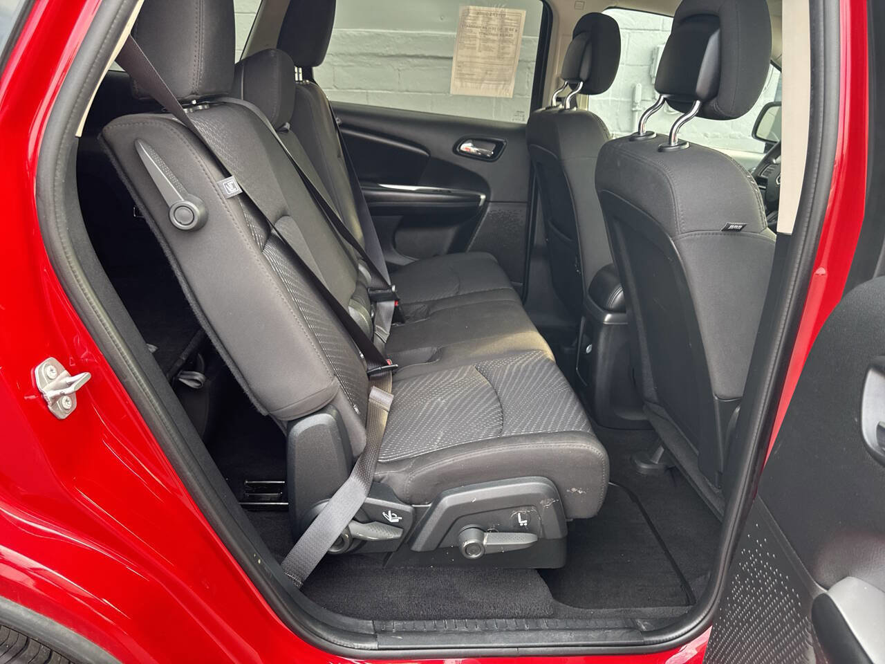 Used 2017 Dodge Journey SXT w/ Comfort/Convenience Group image 23