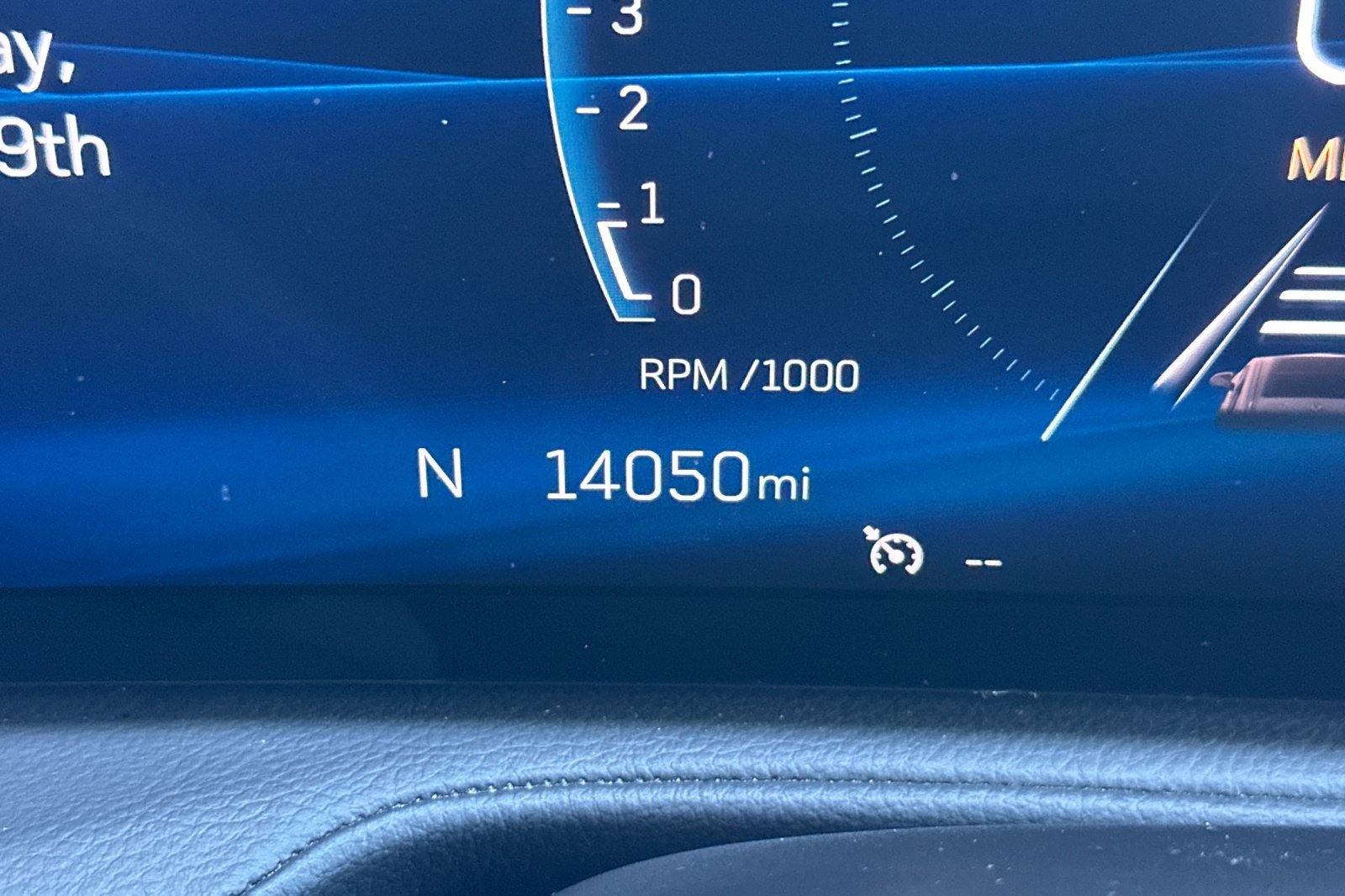 Used 2024 Cadillac XT4 Premium Luxury image 34