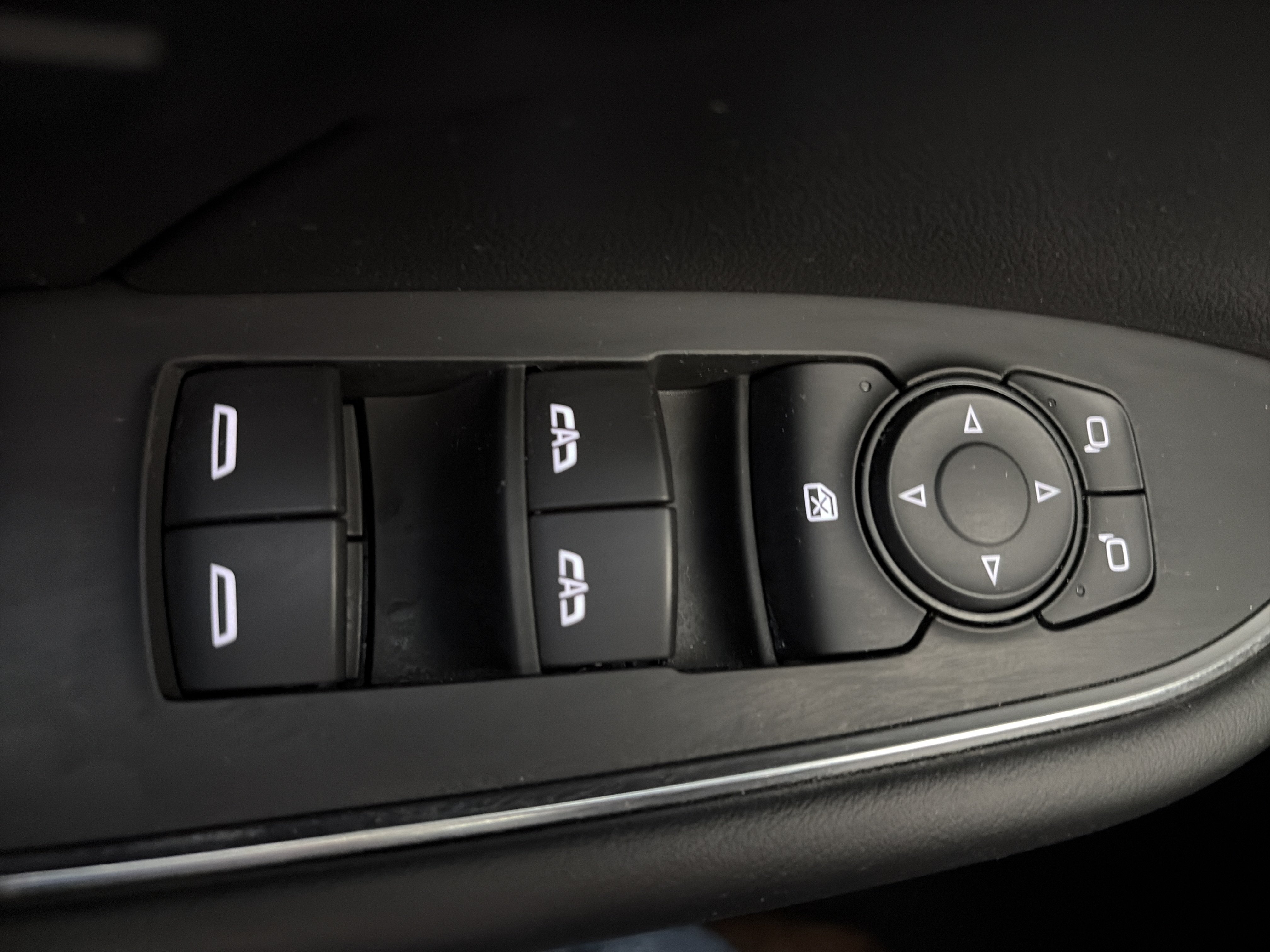 Used 2022 Buick Envision Essence w/ Technology Package II FWD image 26