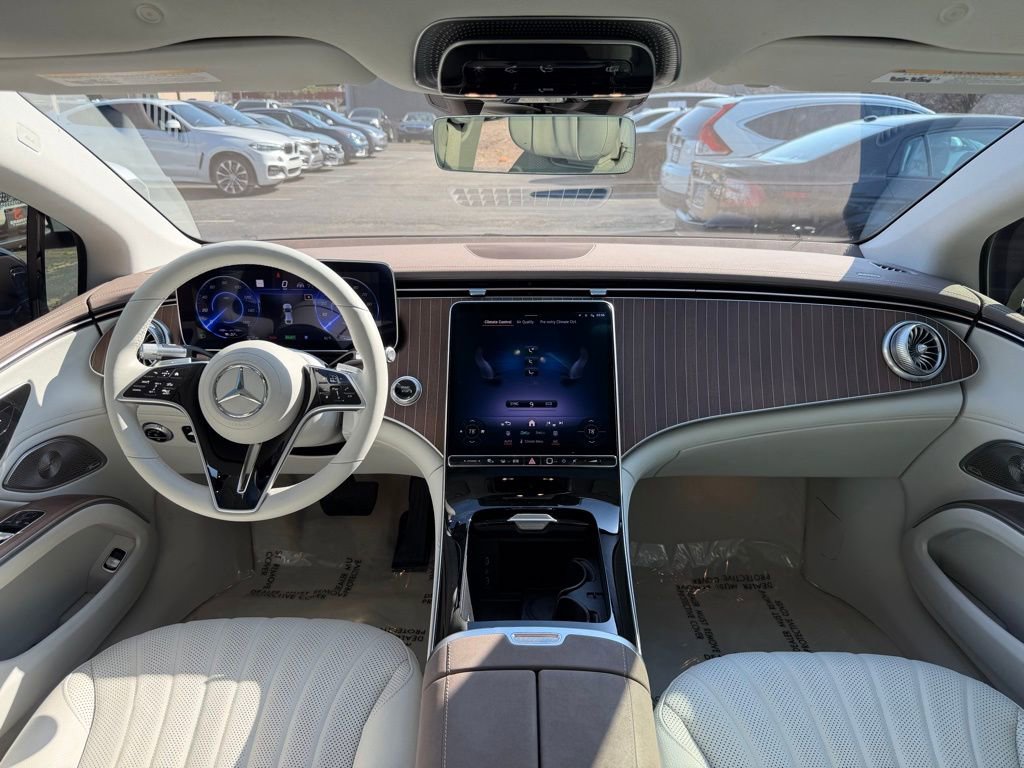 Used 2022 Mercedes-Benz EQS 450+ Sedan w/ AMG Line Exterior image 26