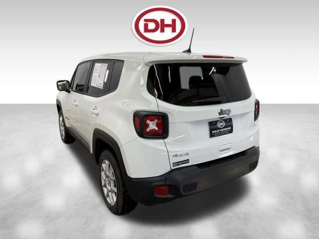 Used 2023 Jeep Renegade Latitude image 11