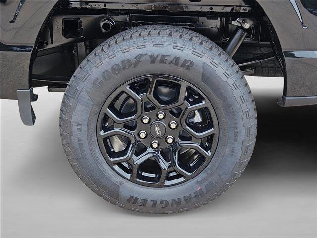New 2026 Ford F150 XLT w/ XLT Black Appearance Package AWD/4WD image 10