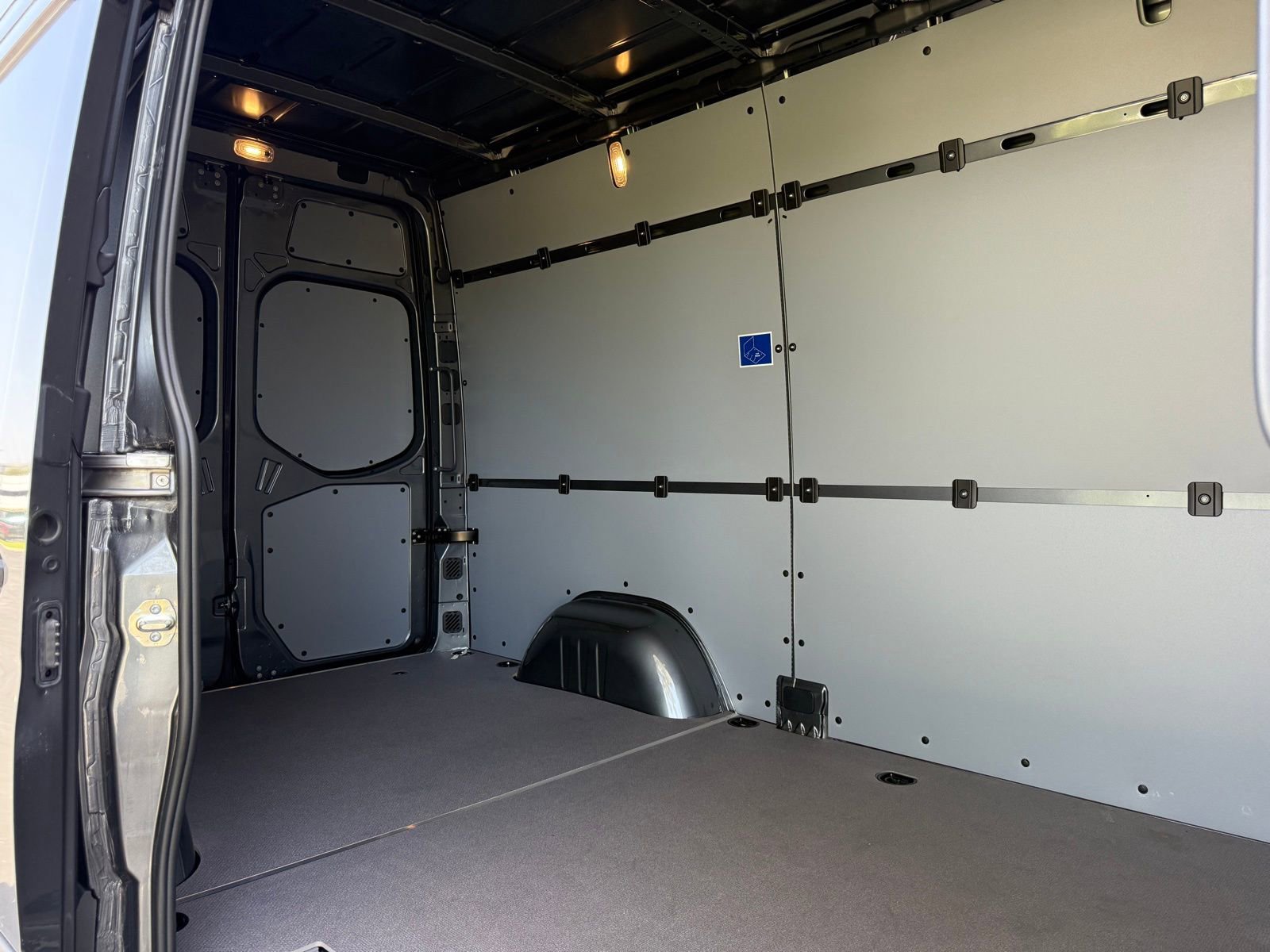 New 2025 Mercedes-Benz Sprinter 2500 image 15
