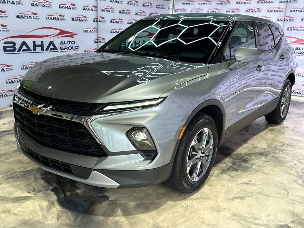 Used 2025 Chevrolet Blazer LT AWD/4WD image 61