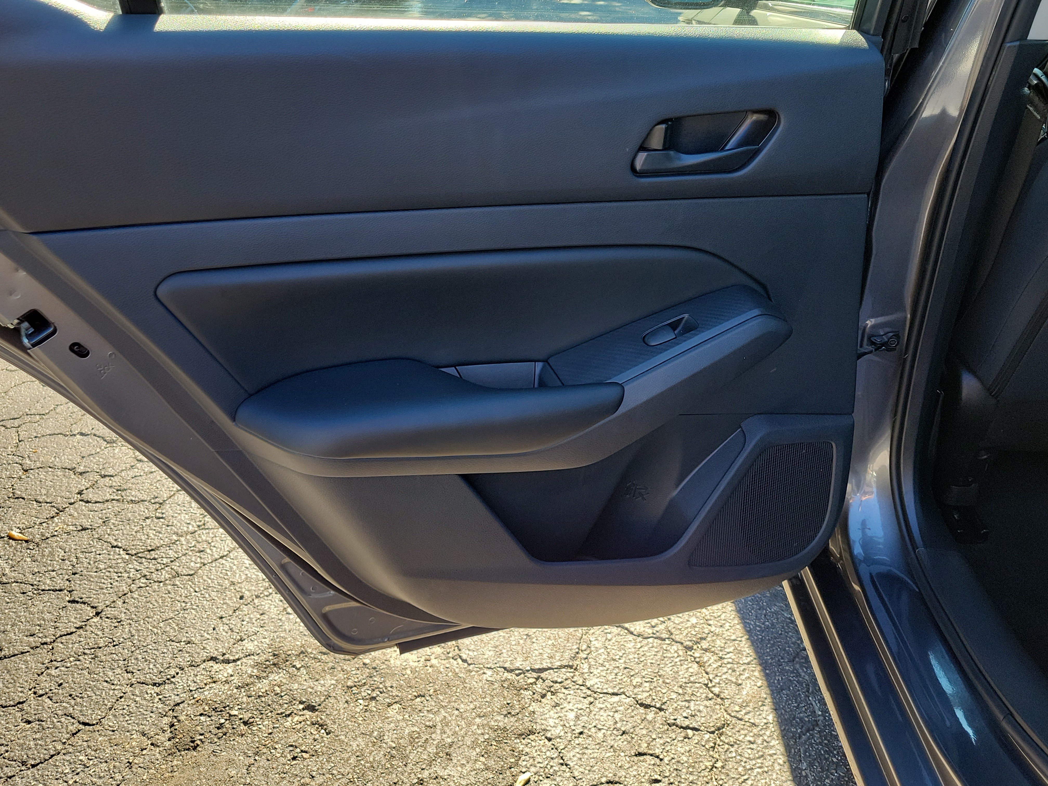Certified 2025 Nissan Altima 2.5 S FWD image 11