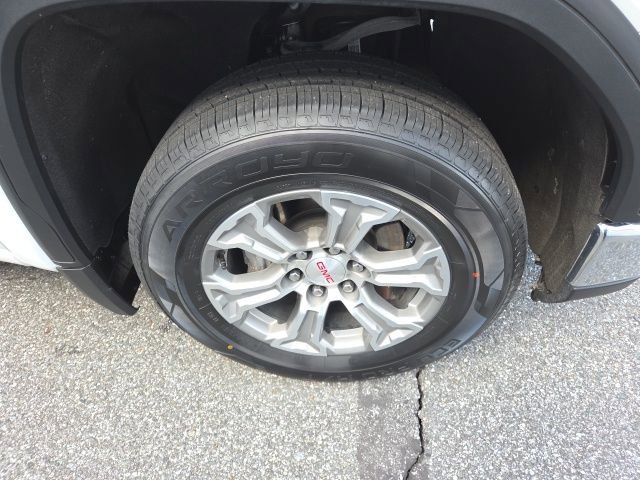 Used 2025 GMC Sierra 1500 SLT image 9