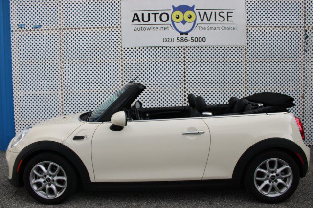 Used 2018 MINI Cooper Convertible FWD image 6
