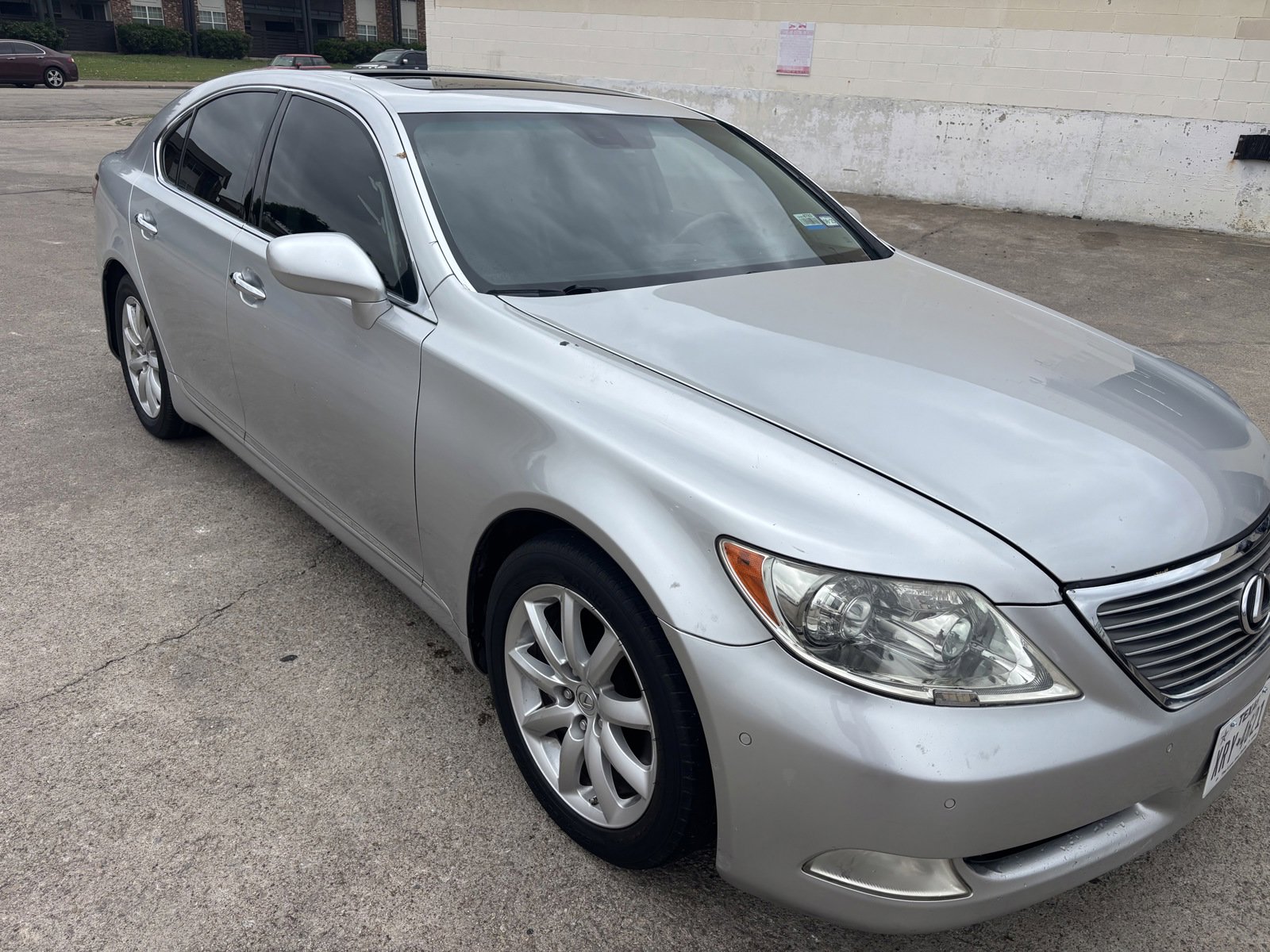 Used 2008 Lexus LS 460 image 3