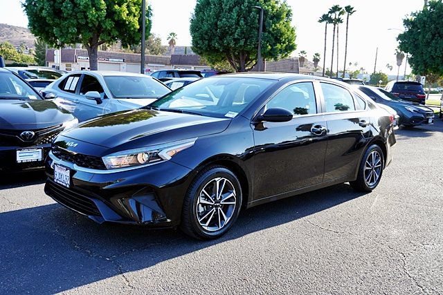 Used 2023 Kia Forte LXS FWD image 9