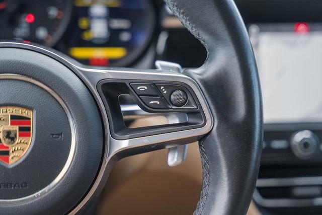 Used 2021 Porsche Macan AWD/4WD image 32
