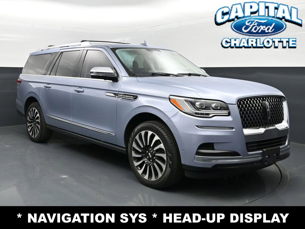 Used 2023 Lincoln Navigator L Black Label AWD/4WD image 4