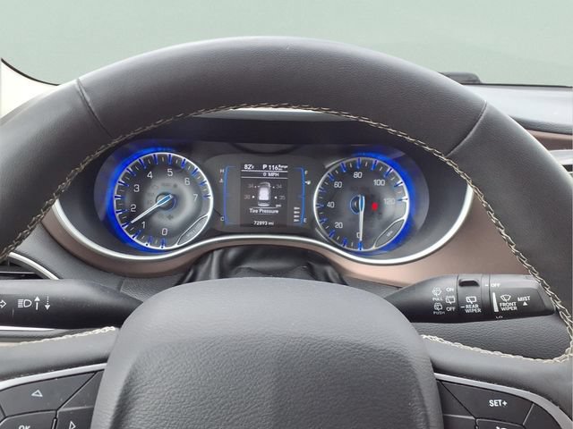Used 2023 Chrysler Voyager LX FWD image 10