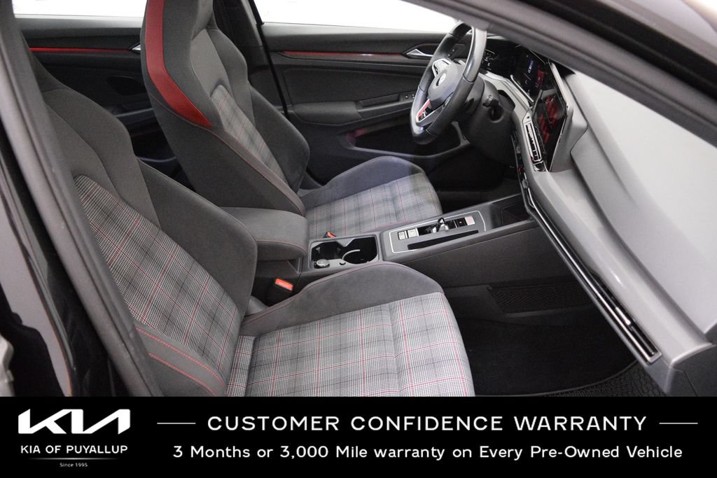 Used 2022 Volkswagen GTI SE FWD image 16