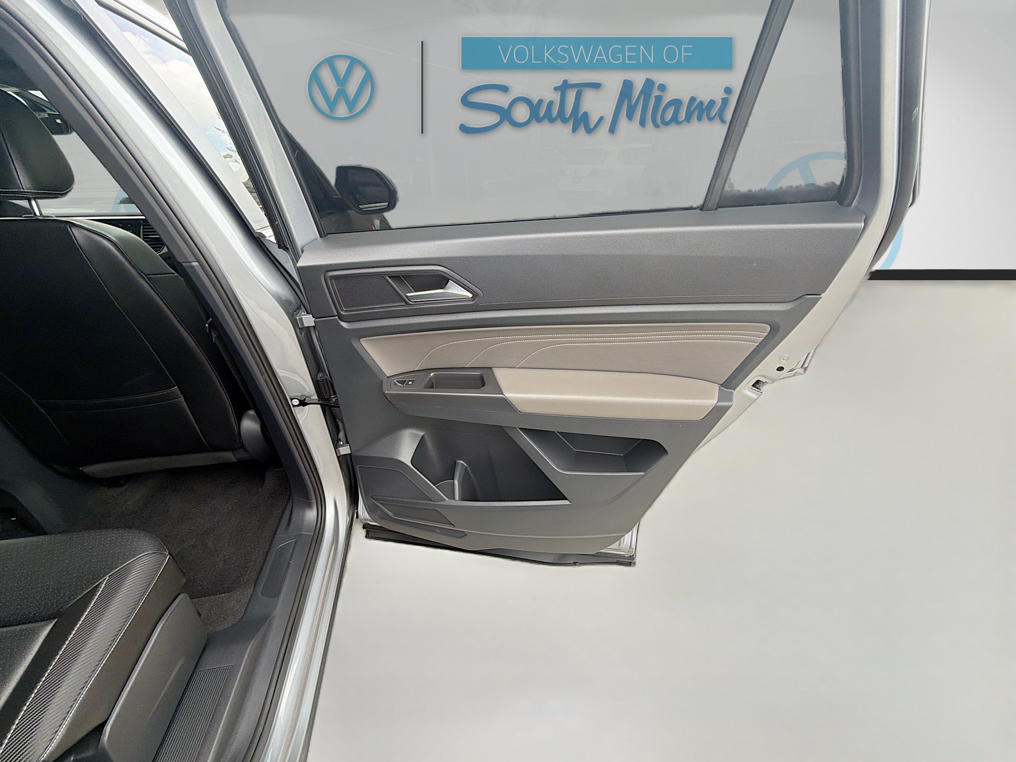 Used 2022 Volkswagen Atlas Cross Sport SE FWD image 30