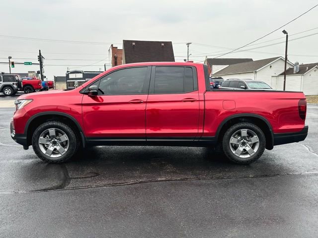 Used 2025 Honda Ridgeline TrailSport image 4