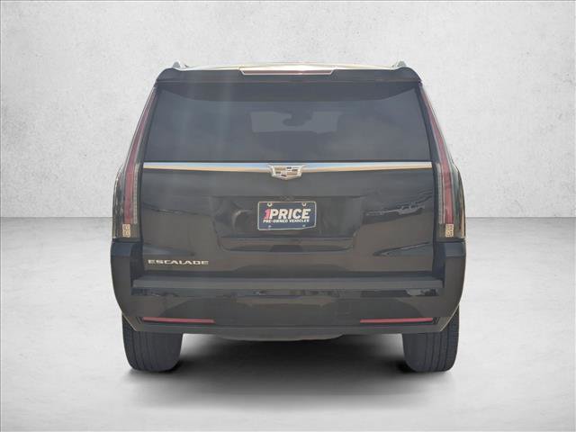 Used 2017 Cadillac Escalade Luxury RWD image 6