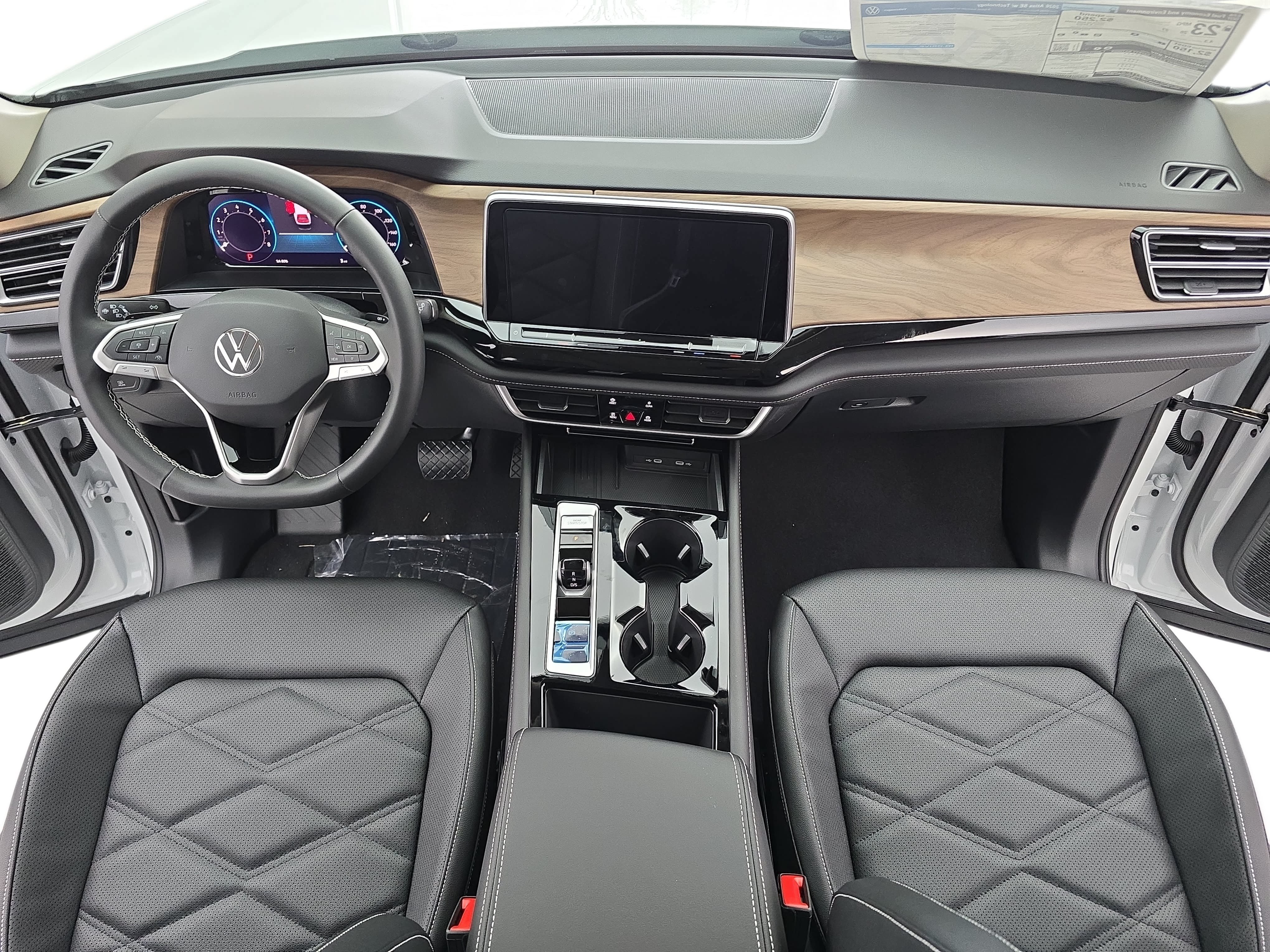 New 2026 Volkswagen Atlas SE FWD image 9