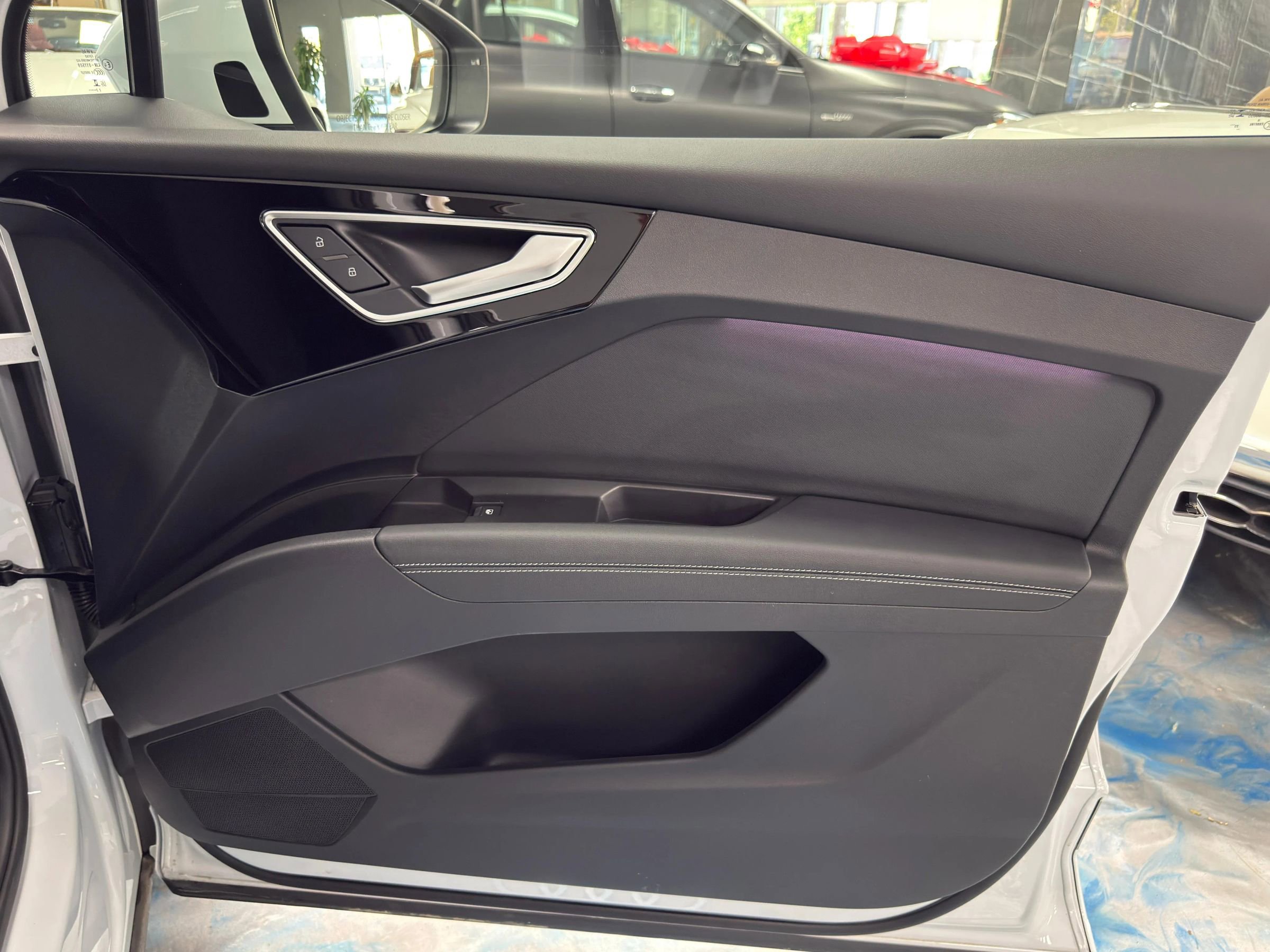 Used 2024 Audi Q4 e-tron Premium Plus w/ Premium Plus image 19