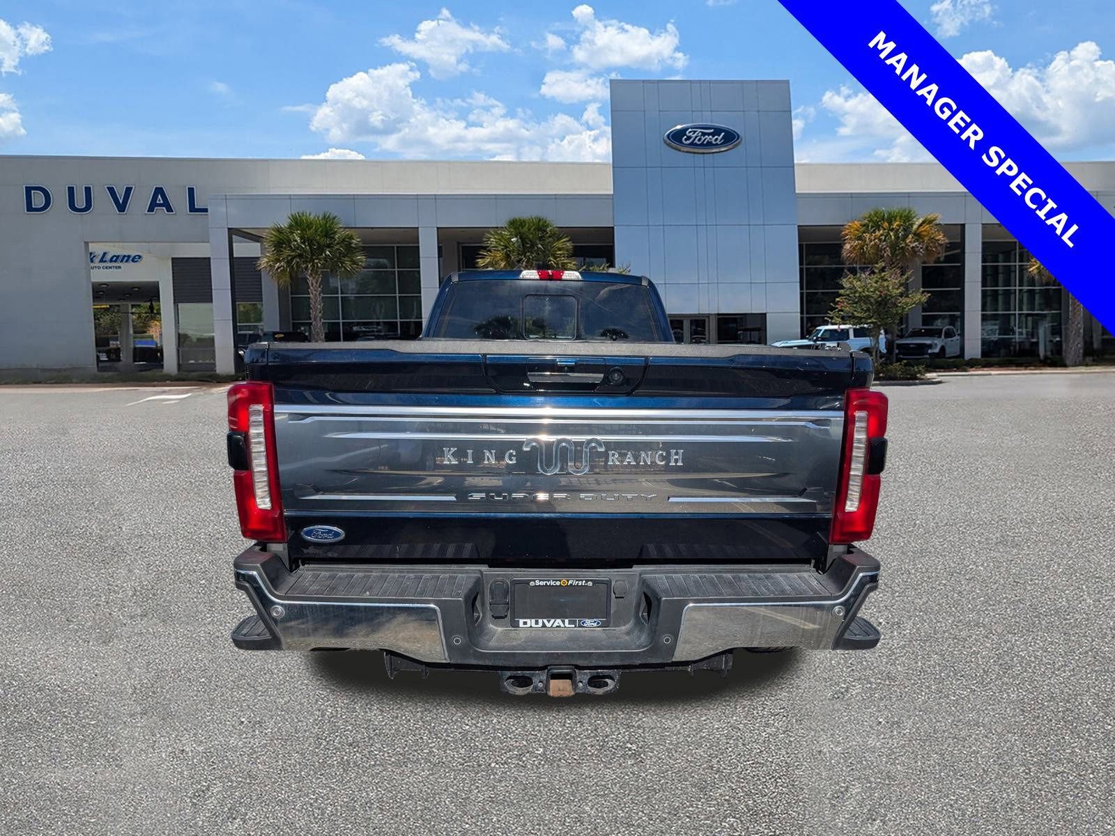 Used 2024 Ford F350 King Ranch w/ Chrome Package image 5