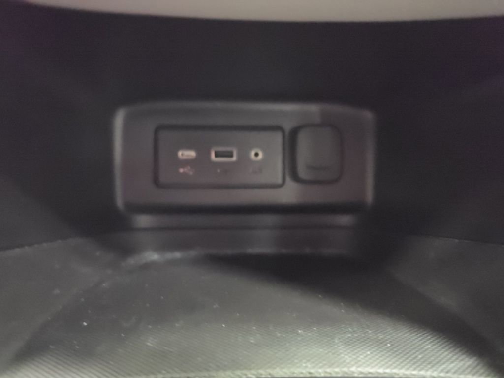 Certified 2023 Chevrolet Equinox LS FWD image 17