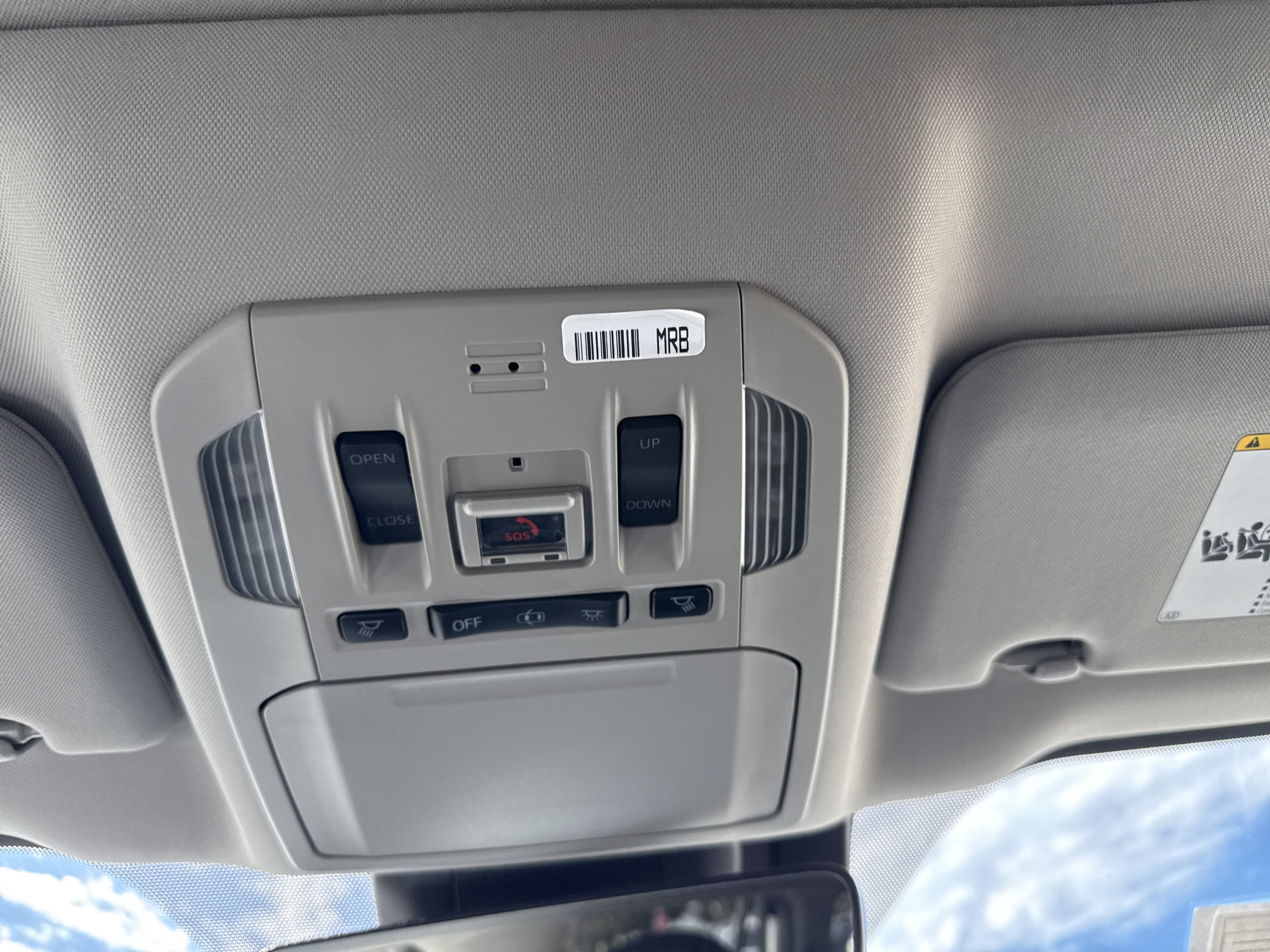 Used 2020 Toyota Highlander Limited image 30