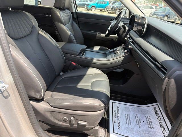 Used 2024 Hyundai Palisade Limited AWD/4WD image 24