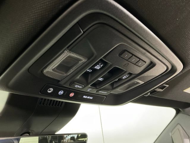 Used 2025 GMC Sierra 1500 AT4 w/ AT4 Premium Package AWD/4WD image 23