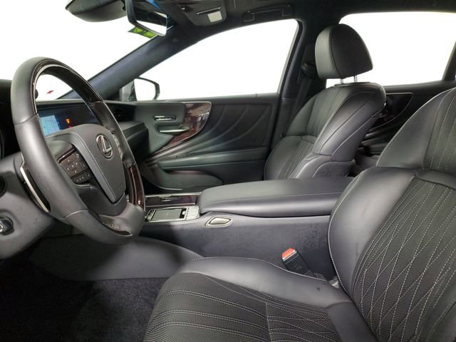Used 2020 Lexus LS 500 w/ Interior Upgrade Package image 21
