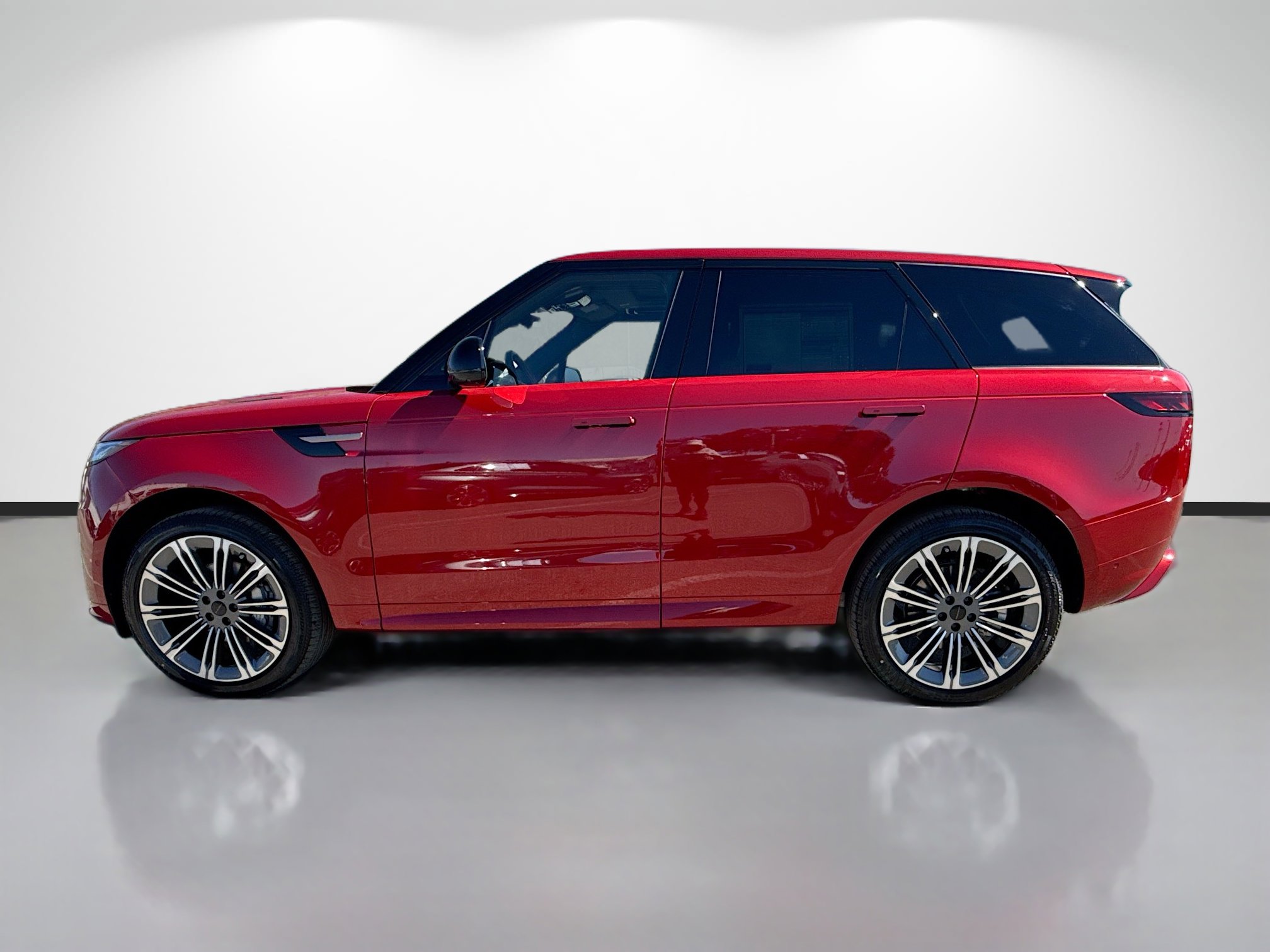 New 2026 Land Rover Range Rover Sport Dynamic SE image 2