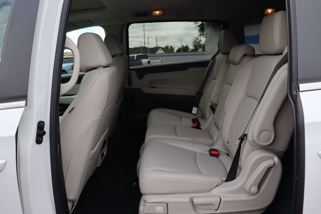 Used 2026 Honda Odyssey EX-L image 11