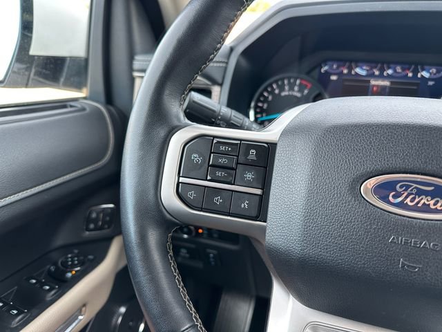 Used 2024 Ford Expedition Limited image 24