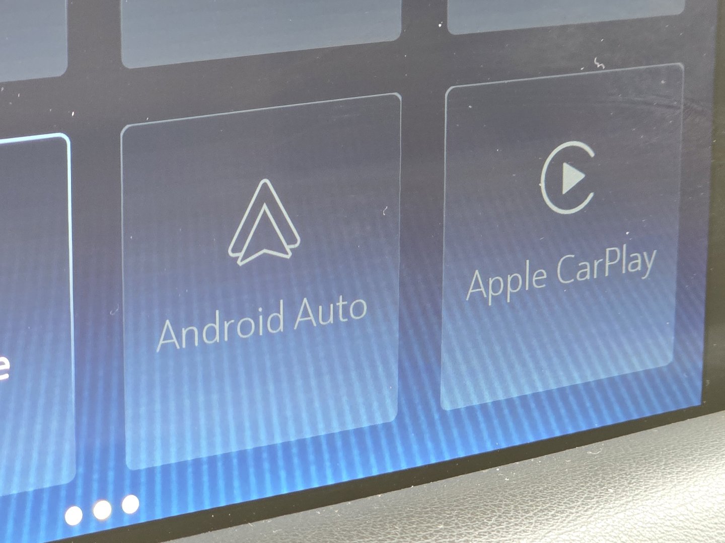 Used 2022 Chevrolet Suburban LT w/ LT Signature Plus Package image 7