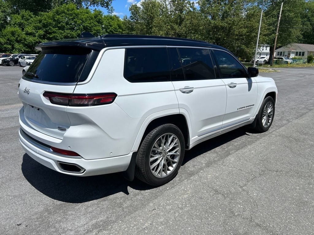 Used 2025 Jeep Grand Cherokee L Summit AWD/4WD image 5