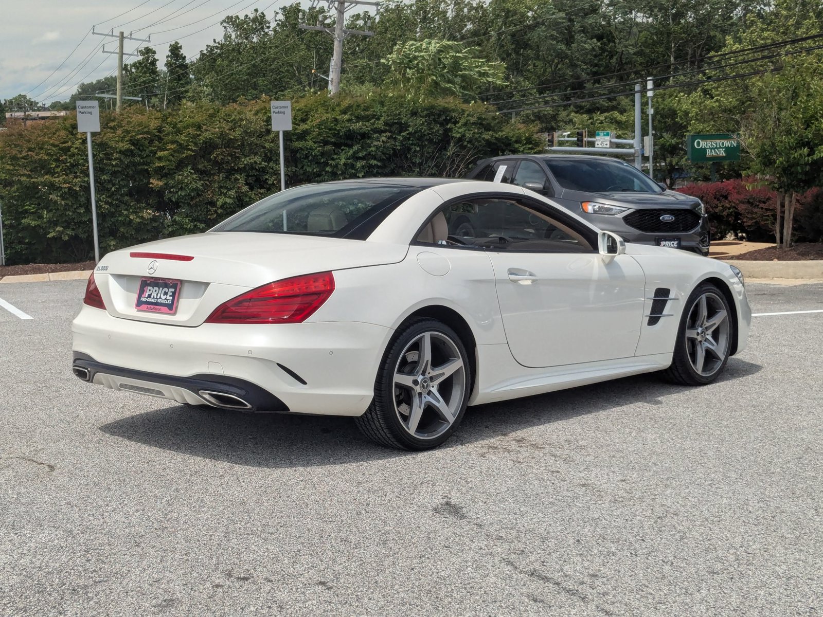 Used 2019 Mercedes-Benz SL 550 image 9