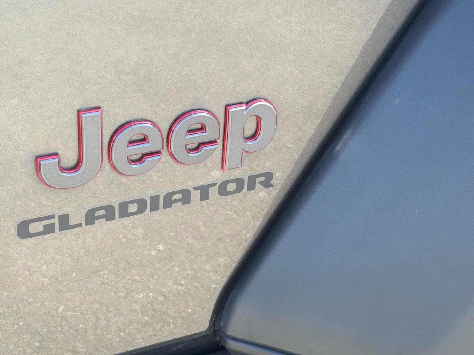 Used 2022 Jeep Gladiator Rubicon w/ LED Lighting Group AWD/4WD image 17