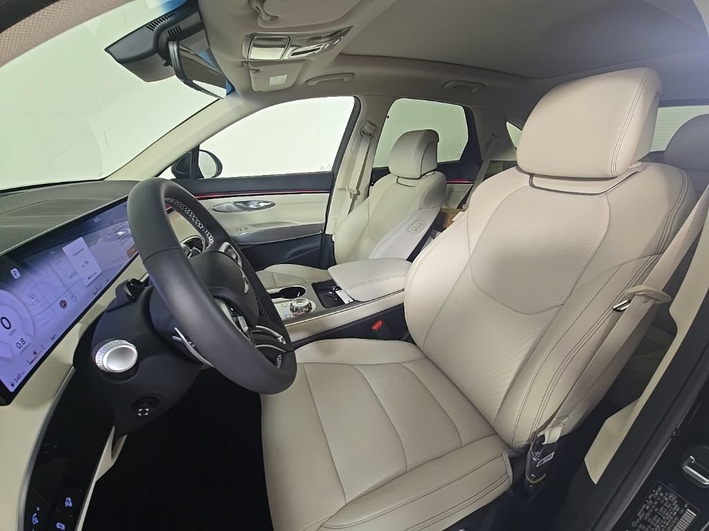 New 2027 Genesis GV70 2.5T Select AWD/4WD image 15
