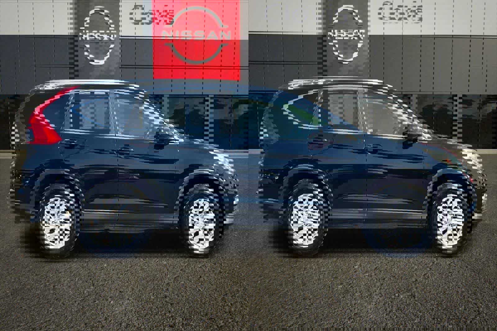 Used 2015 Honda CR-V EX-L image 9