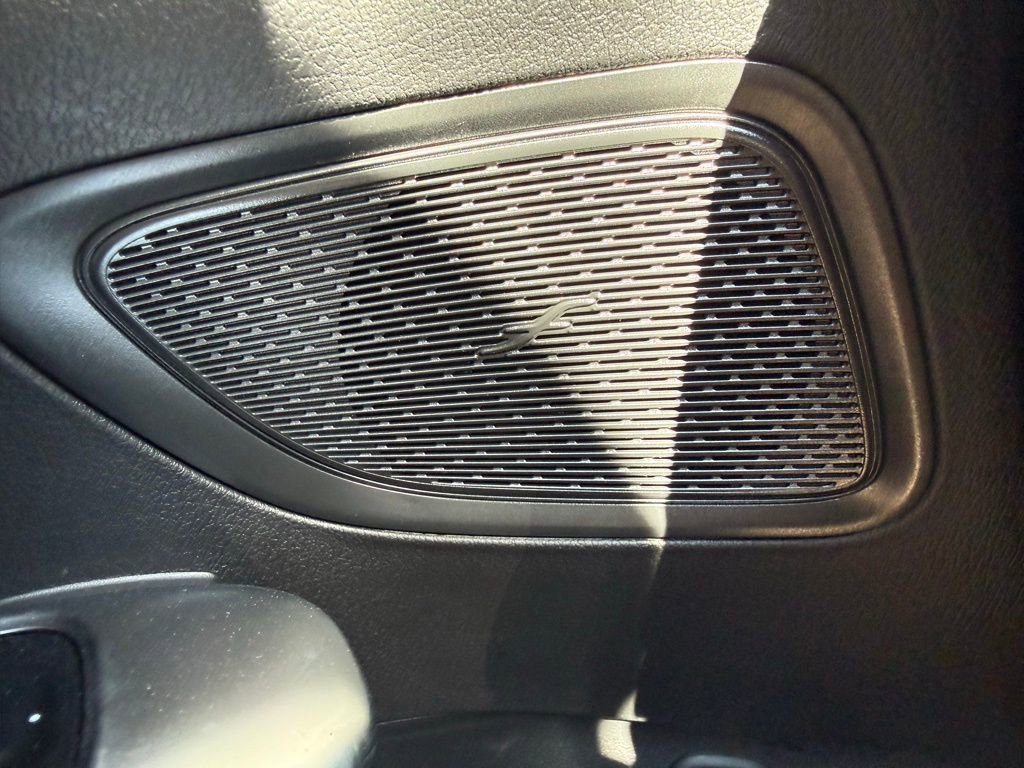 Used 2025 Mercedes-Benz C 300 4MATIC Sedan image 16