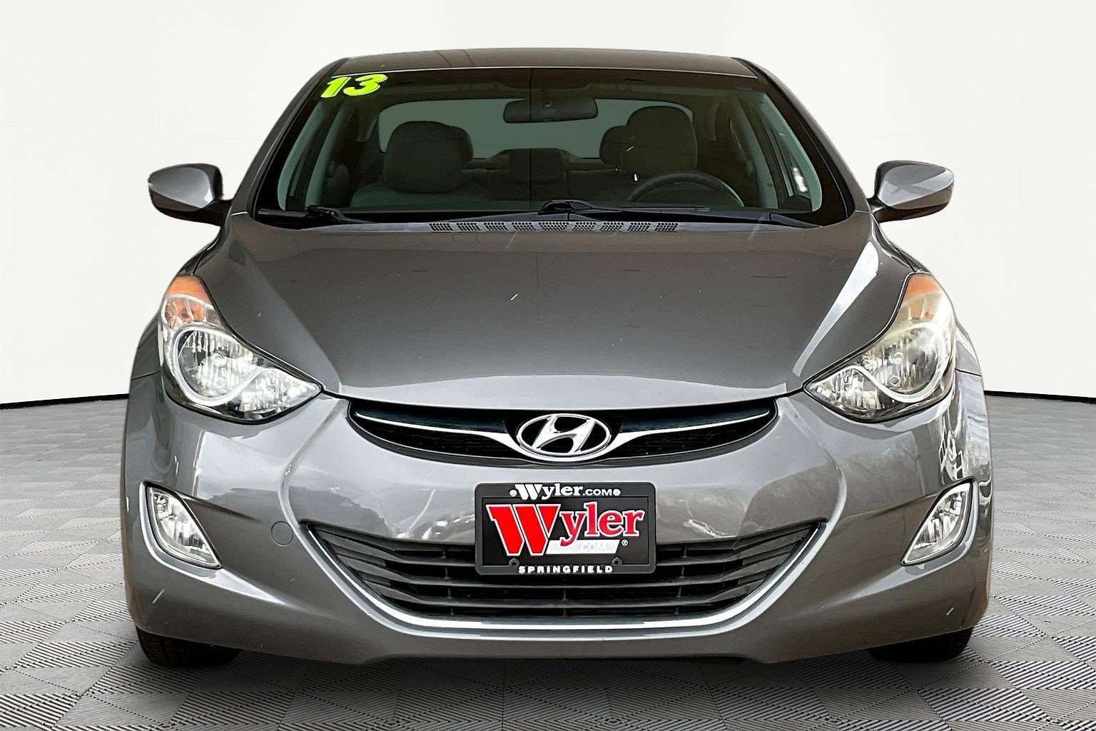Used 2013 Hyundai Elantra GLS w/ Preferred Pkg image 2