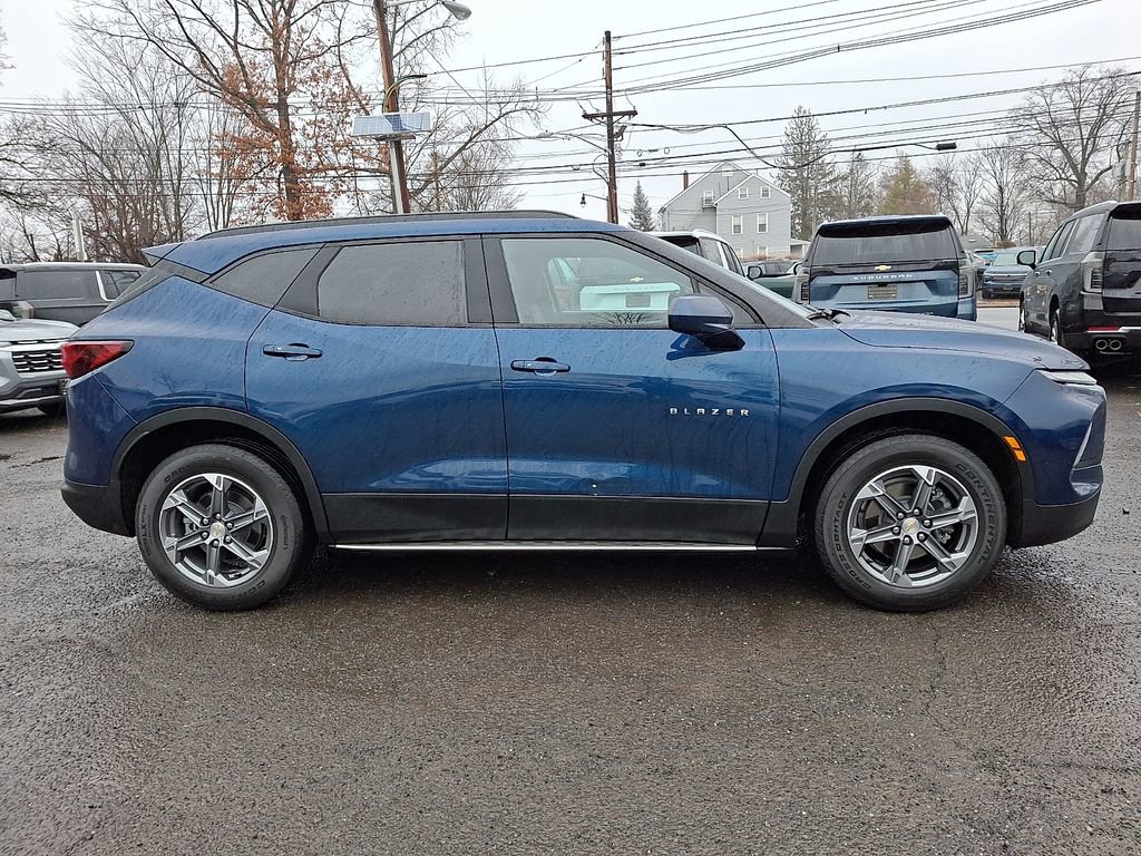 Used 2023 Chevrolet Blazer LT w/ Convenience Package image 9