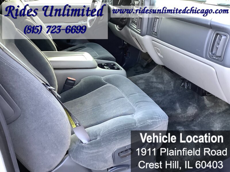 Used 2001 Chevrolet Tahoe LS w/ LS Preferred Equipment Group AWD/4WD image 35