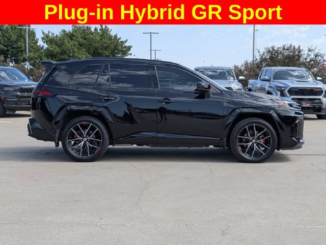 Used 2026 Toyota RAV4 AWD Plug-in Hybrid image 4