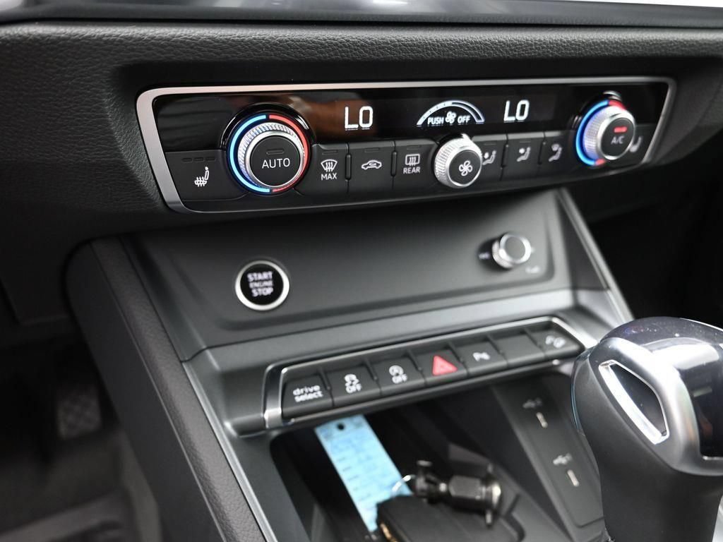 New 2025 Audi Q3 2.0T Premium AWD/4WD image 18